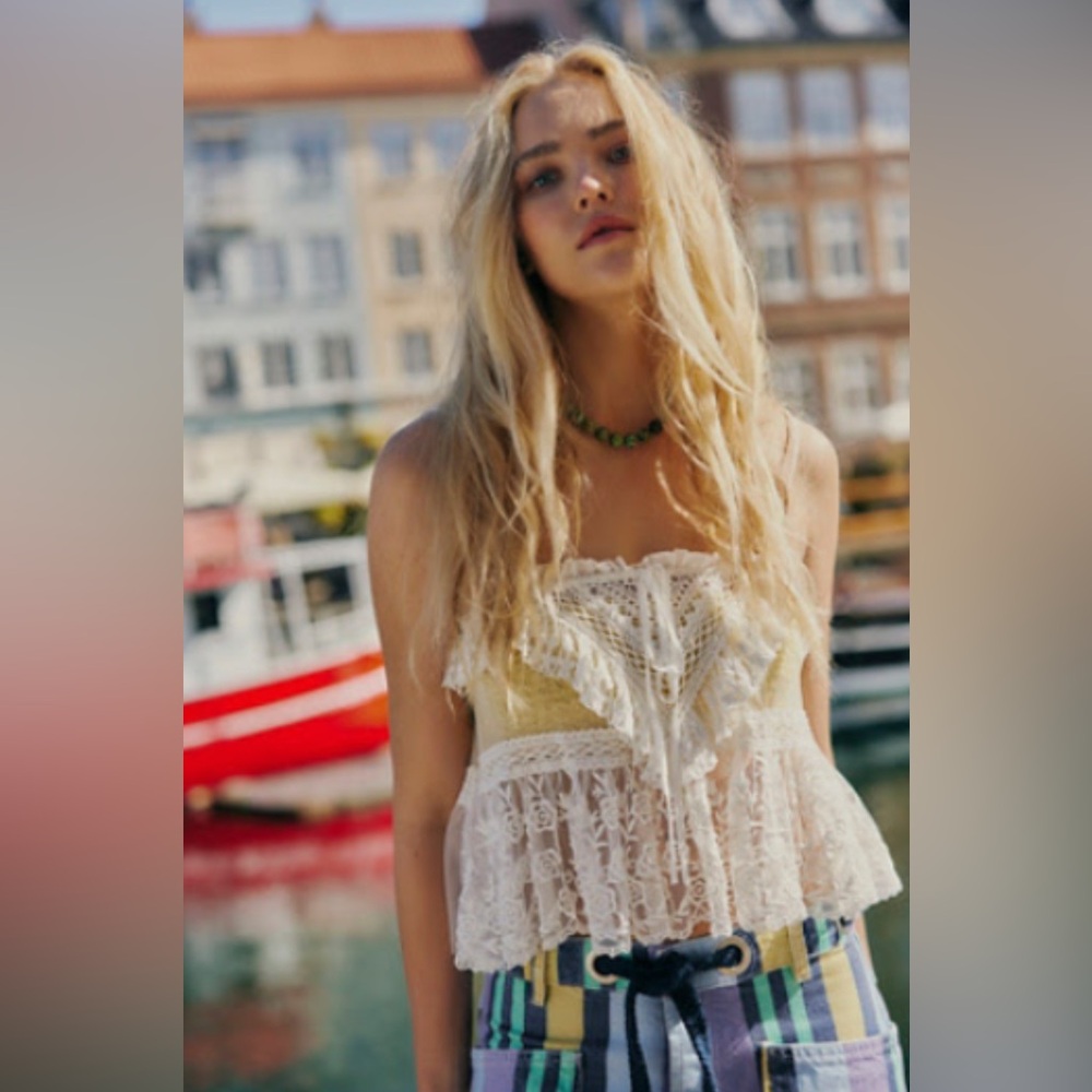 Free People Sofia Embroidered Tank; size Medium